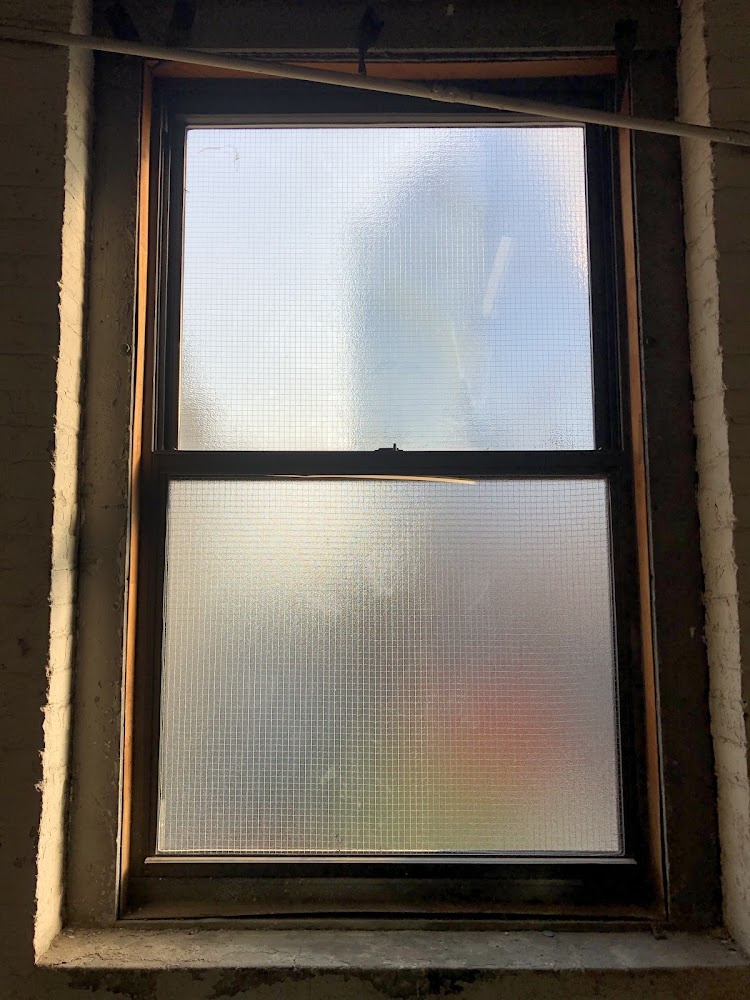 H&H glass and doors 24 hours emergency